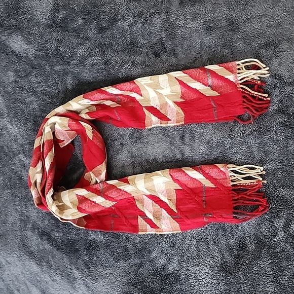 Burberry Cashmere Scarf - Picture 3 of 4
